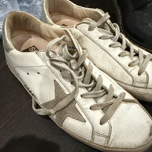 Golden goose size 37 
Very worn